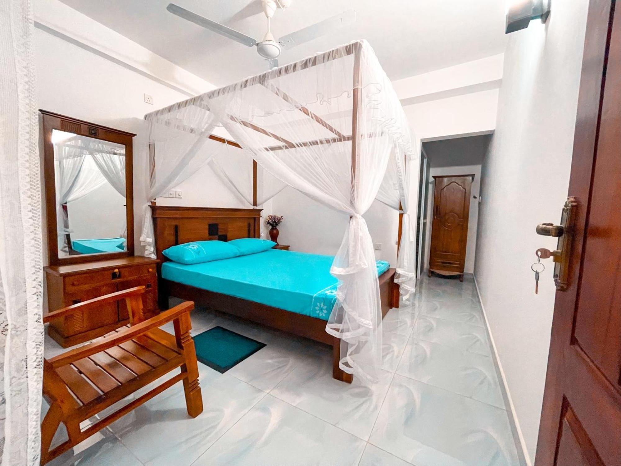 Hotel Coco Mount Mirissa à Matara Extérieur photo